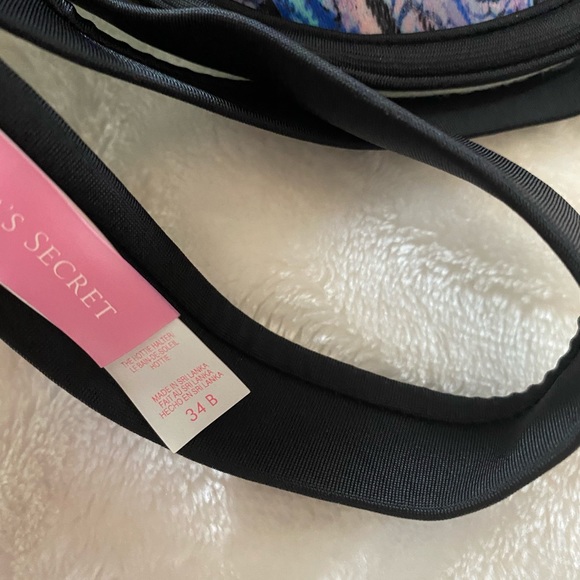 🦋💙Victoria’s Secret Hottie Halter 34b💙🦋 - Picture 2 of 5